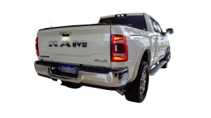 RAM 3500 Laramie 6.7 Turbo Diesel 2022 usada a venda na concessionária multimarcas Fly Auto em São Carlos